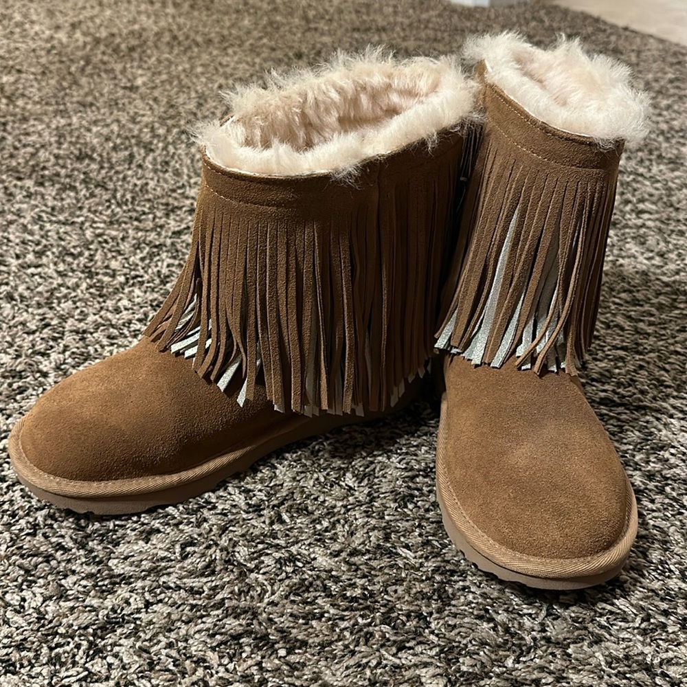 UGG boots with fringe